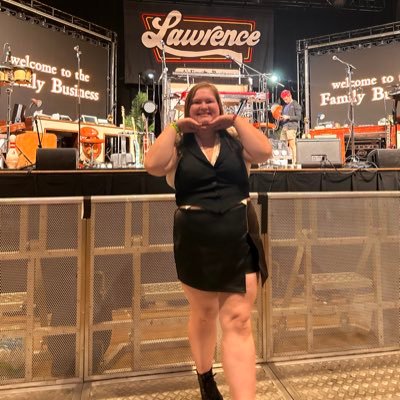 if you need me I’m probably at a concert or with my dog. Stay atiny army 5sos fam she/her 24