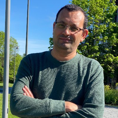 📚 Manager: Book Projects 🔖 Alumnus: @PaceUniversity (Publishing) 🎧 https://t.co/2LRHRDJfp1 🌳
