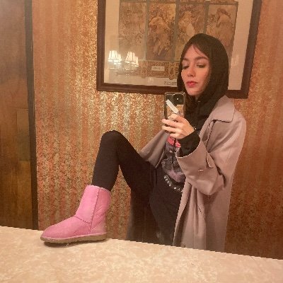 danielle Profile