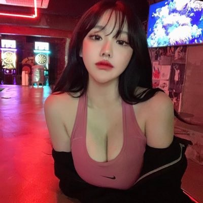 21歲 目前單身 有在做兼職服務 一對一服務 自己有租套房 付費約會可以點擊一下🔗快速賴➕TG https://t.co/lxnBewvf6o也可以點擊以下連結快速加我賴⬇️ 大陸勿擾
