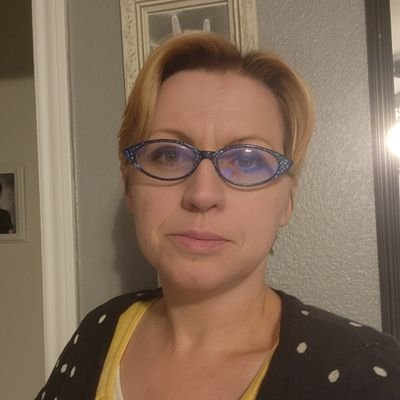 Author of Urban Fantasy and Singer/song writer for Pushing 30. The Thirteen Tribes of Cain series and The ColorKids books #RJCraddockBooks