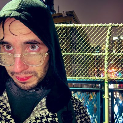 schimpfinator's profile picture. 🧳👘