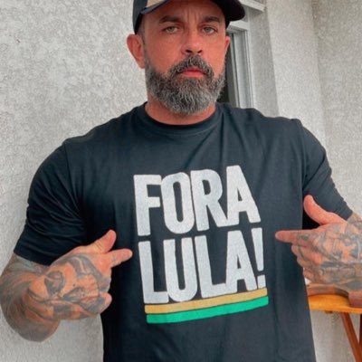 RomuloC61464900's profile picture. Patriota/🇧🇷🇮🇱🇺🇸🔴⚫️