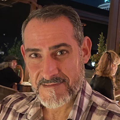 edbakshi's profile picture. Problem solver /insurance / Trader  and common sense.