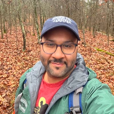 أنا هو أنا، يتنامى فيّ حلمٌ كل صباح… حساب شخصي #تجارة #سفر #ثقافات #business #كتب #علوم #دكتور_علاج_طبيعي @askdrmoe للاستشارات
