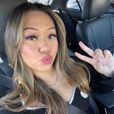 shannannsant's profile picture. y did twitter suspend me