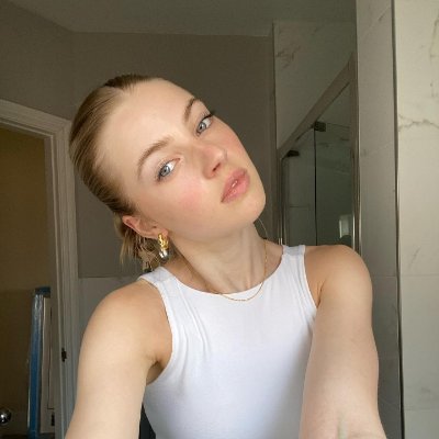 PhD in Nutrition 👩🎓 Beauty expert 📖 Sports enthusiast 🏃♀️➡️ Financially independent woman 🚫 Pornography 🚫 Robots