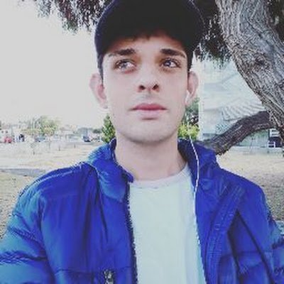 julio_arce16095's profile picture. 