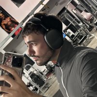 ant (@movepapi) 's Twitter Profile