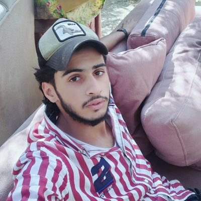 I am Hamed Shaker, 19 years old, a resident of northern Gaza. I was displaced by sea, and the rest of my family in the north wanted help. They rescued me so tha