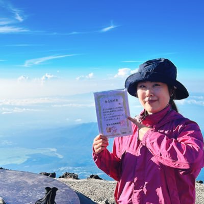 海を眺めるのが好きです🏝おんがくもすき   営業マン👩🏻‍💻🚗³₃