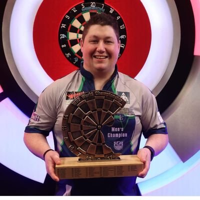 2024 WDF WORLD CHAMPION ⭐️
2023 Irish Open Champion 🏆
The Arrow 🇮🇪
Sponsored by:
Target Darts