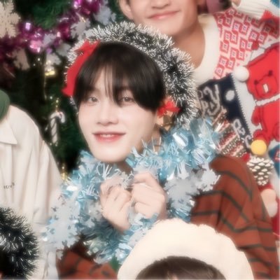 ถึงผ้มจะเหมือนแอคไม่มีประกันแต่ผ้มไม่โกงจริงๆนะคั้บพี่ ผ้มเปิดแอคมาฟินเฉยๆด้วยซ้ำ😭 #RVsunraymorning