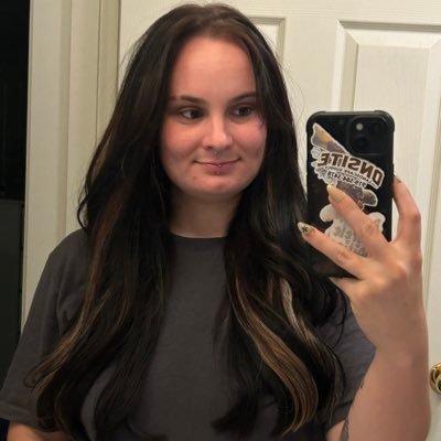 bonescosmos's profile picture. thanks for the follow...i don’t know why you follow this but... -nedeljkovic 2020