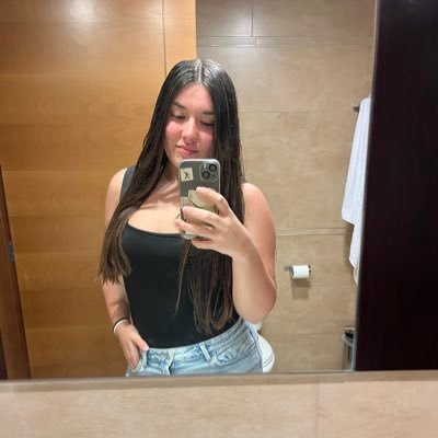 “que el meu reggaeton el mal d’amor curi”❤️🩹 Visca Catalunya