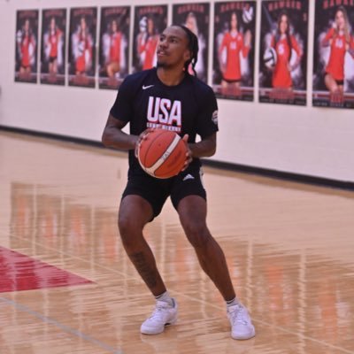 RIP Mama Lizzy 🤞🏾🕊️❤️6’3 shooting guard Wilmington MBB “23 🏀. Email: ITaborn23@gmail@com. Phone #: 216-952-1606