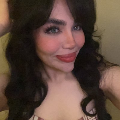 farzadayda's profile picture. 