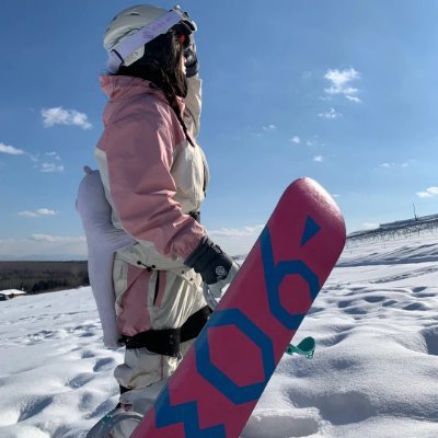 From Singapore, I like food, travel, skiing, and exercise. I am a cryptocurrency analyst. I enjoy life and love myself.