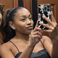T (@_yahgirlt) 's Twitter Profile
