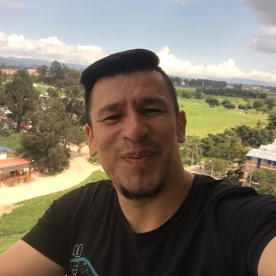 alexpoveda111's profile picture. Coach.Inspira la construcción de relaciones de valor basadas en la ética, la prosperidad colectiva, el liderazgo y los principios espirituales de exito integral