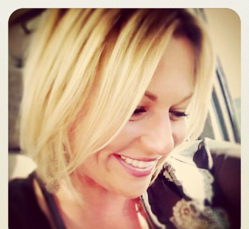 hairbytraci's profile picture. 