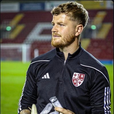 Goalkeeper Coach at @wokingfcacademy & @mgwcoaching |Endorsed by @HOSoccer_UK | Views are my own