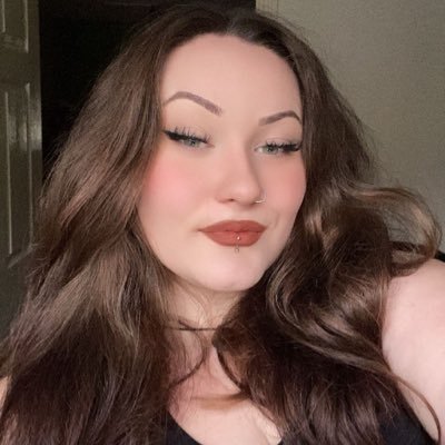 A fun, music - loving individual with a plan to change the world one key at a time 🎶🎹🎤 https://t.co/xcdX82TrlS