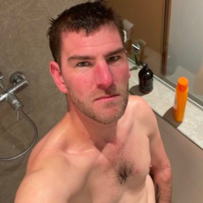 BBbott0m's profile picture. I‘m a hot bottom and looking for hot Top‘s and more 😈