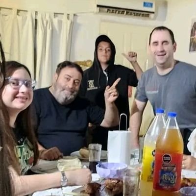 leewben6's profile picture. 