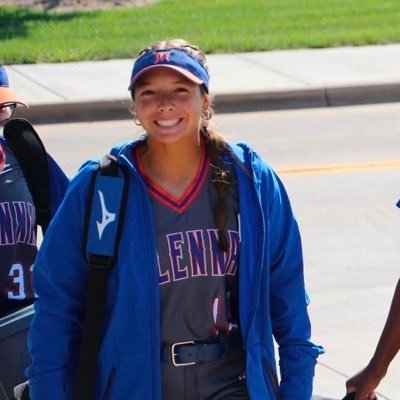 natalieklenda's profile picture. @McLennan_SB