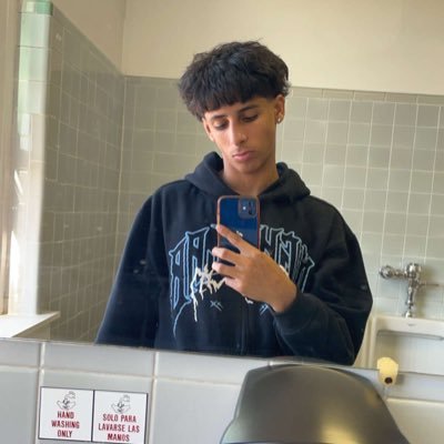 vrekeed's profile picture. 