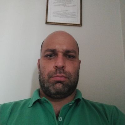 Torcedor fanático do Sport Club do Recife, Engenheiro Civil e Cristão