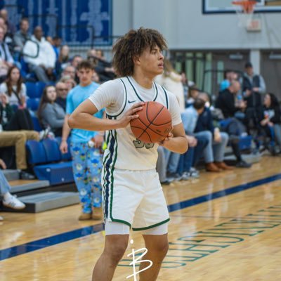 trinity academy //class of 2025//3.0gpa//6’0 shooting guard//170lbs