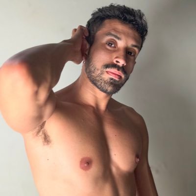 Será que esse meu Twitter vai se tornar um “reclame aqui” ou só mais uma rede pra biscoitar?