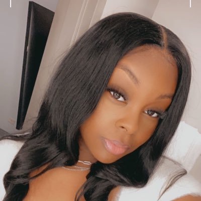 A Beauty & A Beast.. 💋💋💋 Making thy enemies thy footstool 👠👠👠