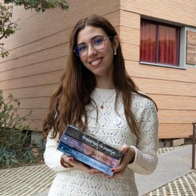 Autora de la Bilogía