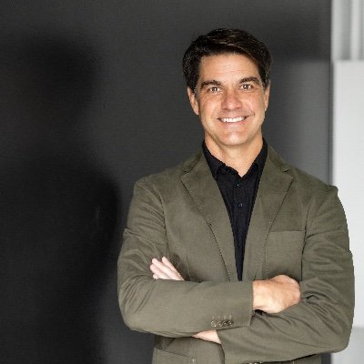 Dare Capital co-founder and CEO; receivables Factoring + Construction Factoring + Factoring as a Service & co-founder & managing partner @ https://t.co/TjPF3MfH5y