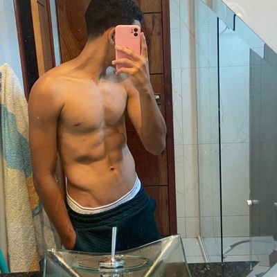 REjerina's profile picture. 