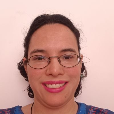 Aspie, publicista, católica, scout, caminante, cursillista, crpeana, cosplayer, geek y activista por el autismo y prev. bullying