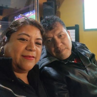AndrsFarfn43564's profile picture. pareja liberal en los 40s, gusto por los inter, tríos, bailar y pasar un rato agradable en compañía de bellas amistades.
NSFW+18.   🚷SINGLES NOOOO🍻🥂🕺💃