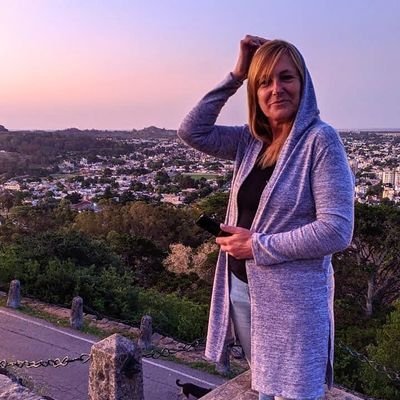 GloriaM18976188's profile picture. #LasAutopistasSalvanVidas 🛣️
Enamorada  de un genio de informática  Aries♈
Amo tomar 🧉