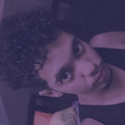 alybobinho's profile picture. queria saber como seria se eu tivesse dobrado a esquina.