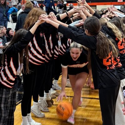 Libertyville Girls Basketball Profile