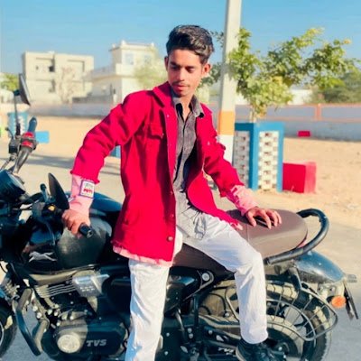 taseen_khatri's profile picture. 