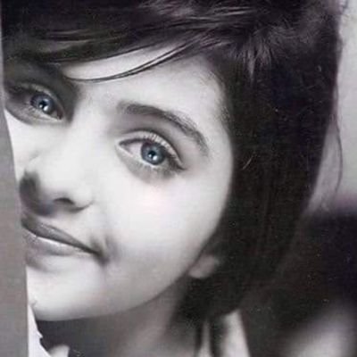 حتى الرمق الأخير من عمرك حافظ على انسانيتك و أرحل نبيلاً..
.
#الخاص_مغلق