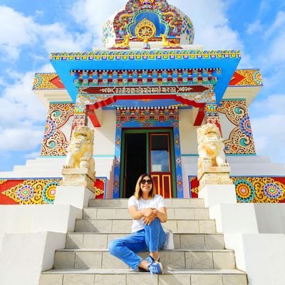 larealrouge's profile picture. Ocupando un lugar en el espacio||Hago listas||Siempre canto||Corazón de mazapán|Siempre hay té