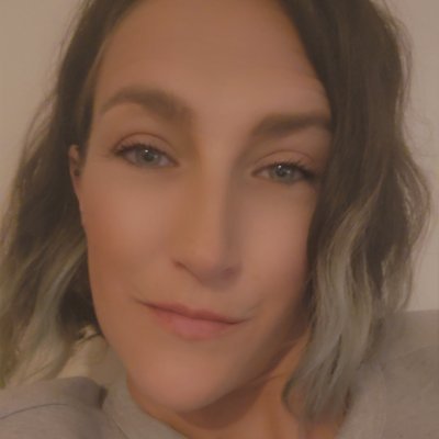 Sturgeonsmama06's profile picture. 