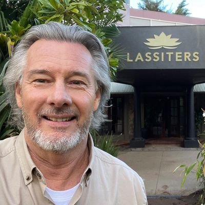 Pd7695896Diaz's profile picture. A creative man is motivated by the desire to achieve,not by the desire to beat others.