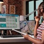 EllieJune25's profile picture. Writer/Blogger
Helping Businesses get the Visibility and Traction they Deserve