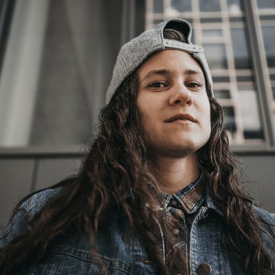 ⟡ Website Designer and @framer Developer
⟡ Co-founder & Senior Designer at https://t.co/J46J7yZlXz
⟡ My Framer templates: https://t.co/d0mxbRfExH